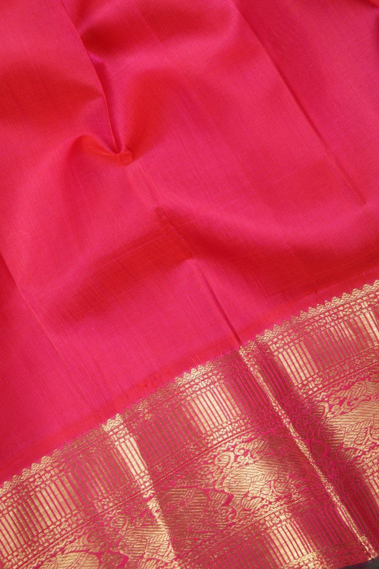 Cream White Kanchipuram Silk Sarees with Gold Zari Checks view 3