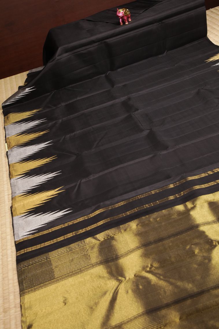 Asphalt Black Kanchipuram Silk Sarees with Gold And Silver Zari Plain view 2
