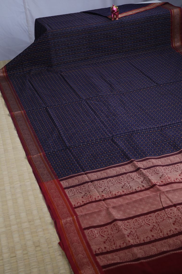 Indigo Blue Pure Handloom Kovai Cotton with Without Zari Zari Geometric Shapes view 2