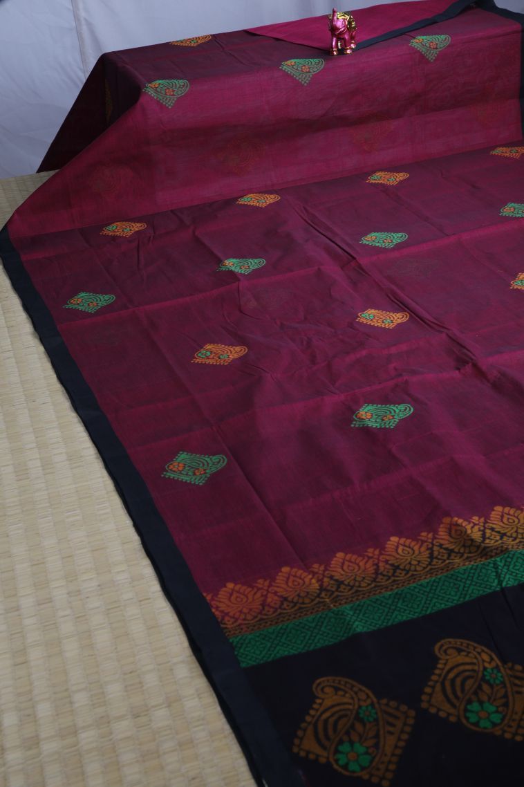 Magenta  Pink Pure Handloom Kovai Cotton with Without Zari Zari Floral Patterns view 2