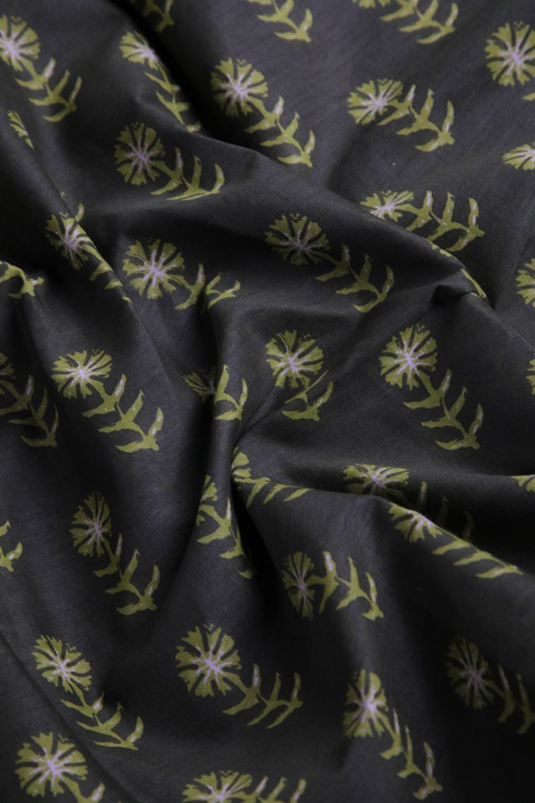 Paris Green Chanderi Cotton Sarees with Without Zari Zari Floral Patterns view 4