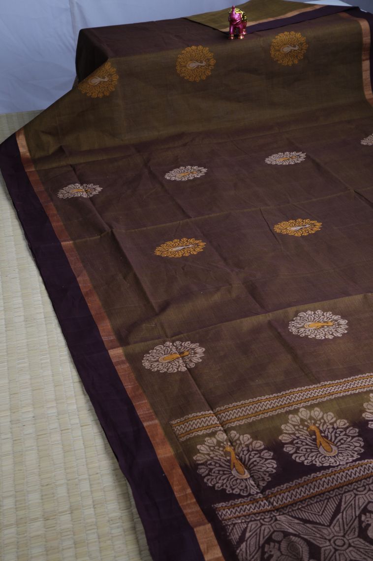 Seaweed Green Pure Handloom Kovai Cotton with Without Zari Zari Peacock Motifs view 2