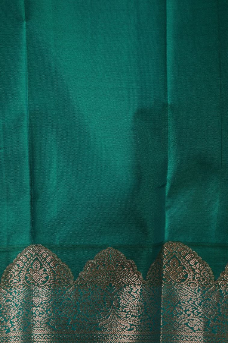 Granola Yellow Visiri Madippu Silk Sarees with Silver Zari Thilagam Puttas view 3