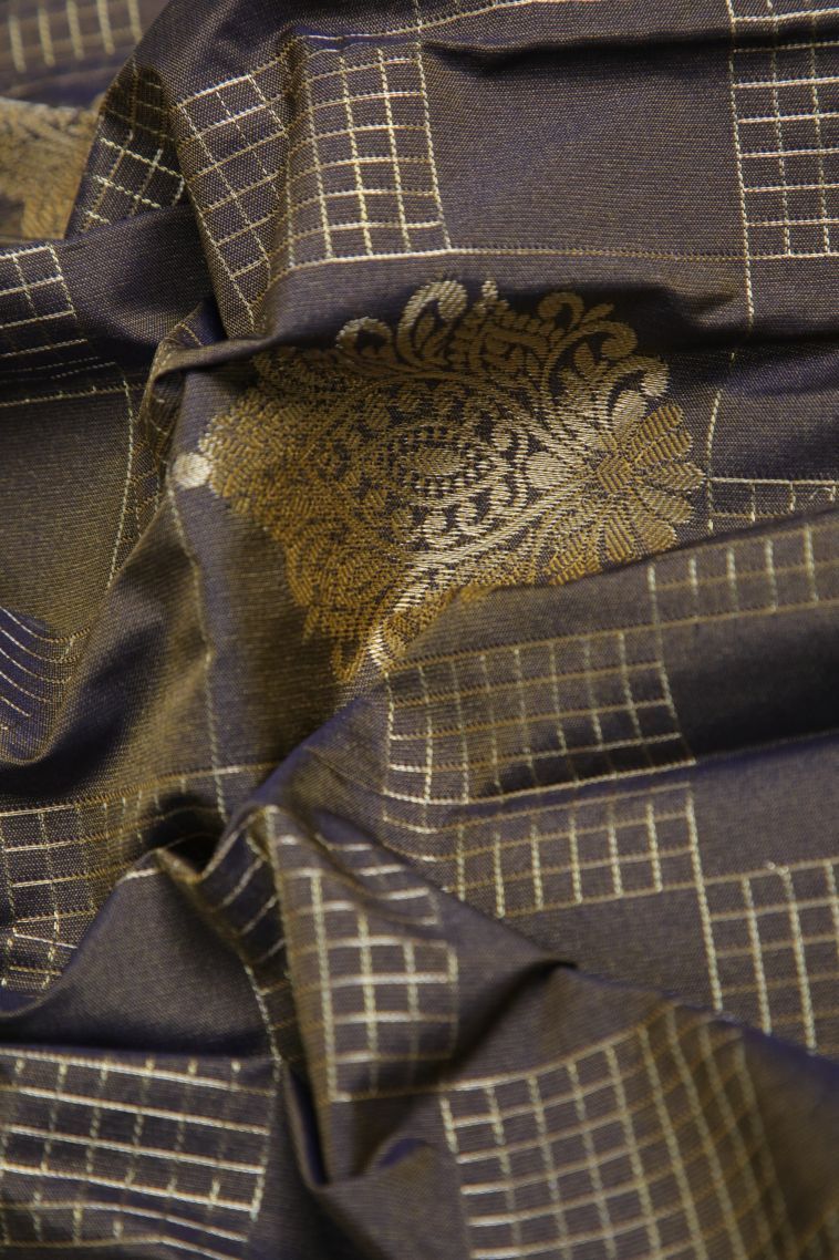 Coffee Brown Visiri Madippu Silk Sarees with Gold Zari Checks view 4