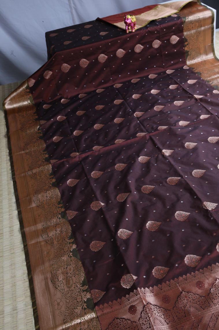 Cinnamon Brown Apoorva Silk Sarees with Gold Zari Floral Patterns view 2