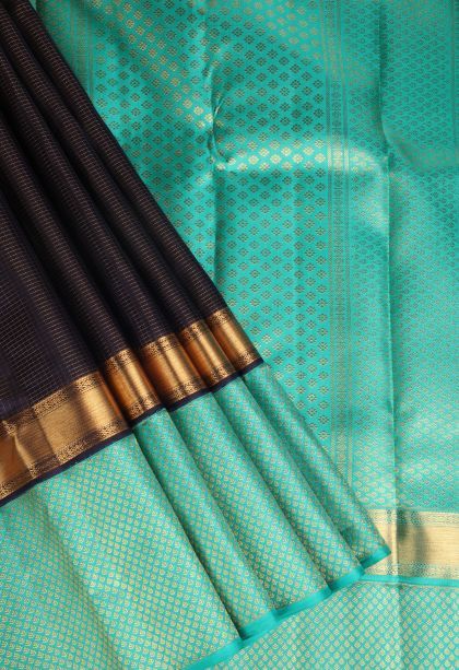 Indigo Blue Kanchipuram Silk Sarees with Gold Zari Vaira Oosi