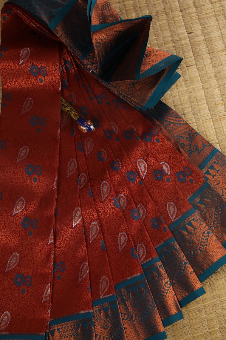Berry Red Visiri Madippu Silk Sarees with Copper Zari Floral Patterns view 1