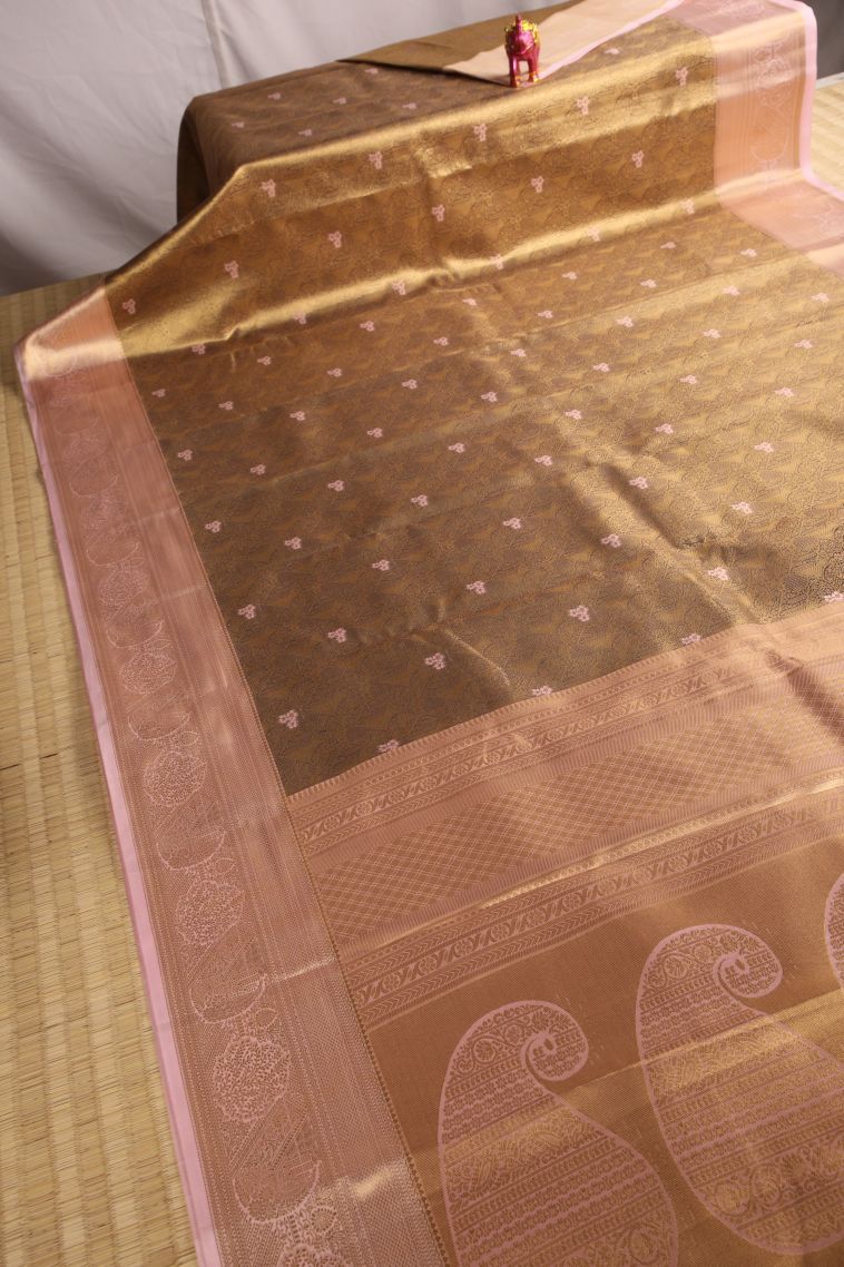 Oscar Gold Apoorva Silk Sarees with Gold Zari Floral Patterns view 2