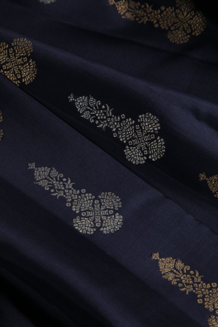 Onyx Black Kanchipuram Silk Sarees with Gold And Silver Zari Floral Patterns view 4