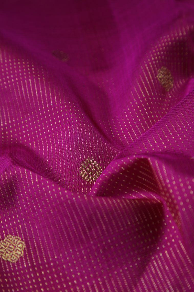 Magenta Purple Kanchipuram Silk Sarees with Gold Zari Buttis (small Dots Or Motifs) view 4