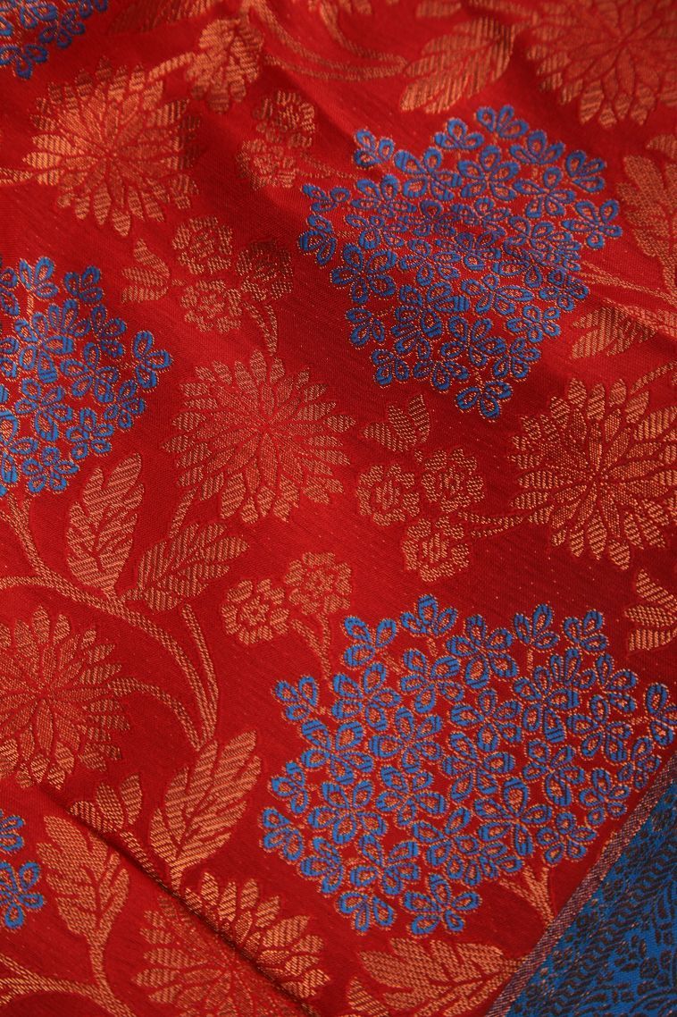 Dawn Red Visiri Madippu Silk Sarees with Copper Zari Floral Patterns view 4