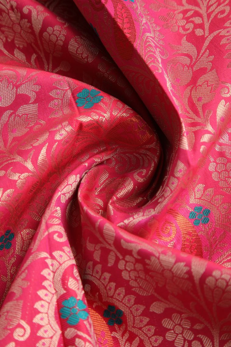 Hot Pink Visiri Madippu Silk Sarees with Silver Zari Floral Patterns view 4