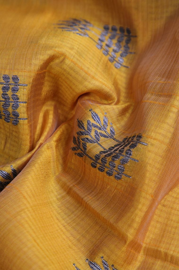 Gold Raw Silk Sarees with Without Zari Zari Floral Patterns view 4